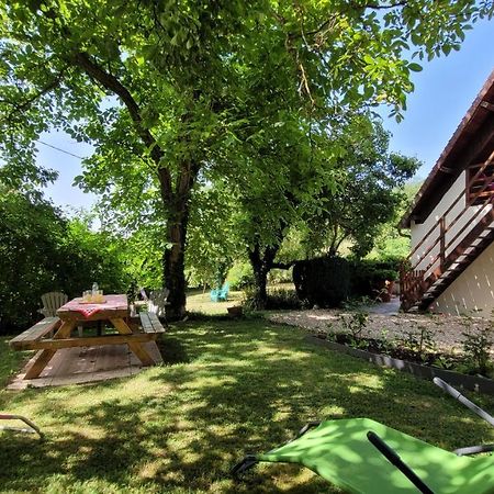 Les Riflets Bed and Breakfast Conches-en-Ouche Eksteriør billede