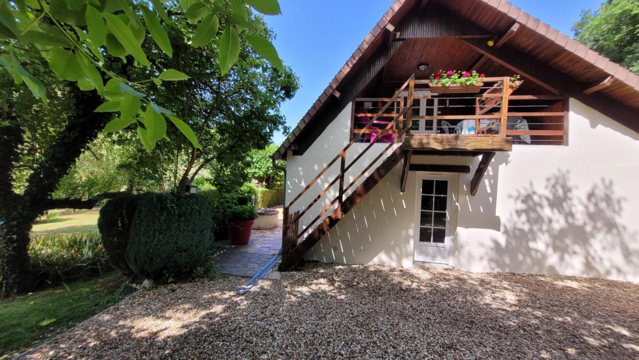 Les Riflets Bed and Breakfast Conches-en-Ouche Eksteriør billede